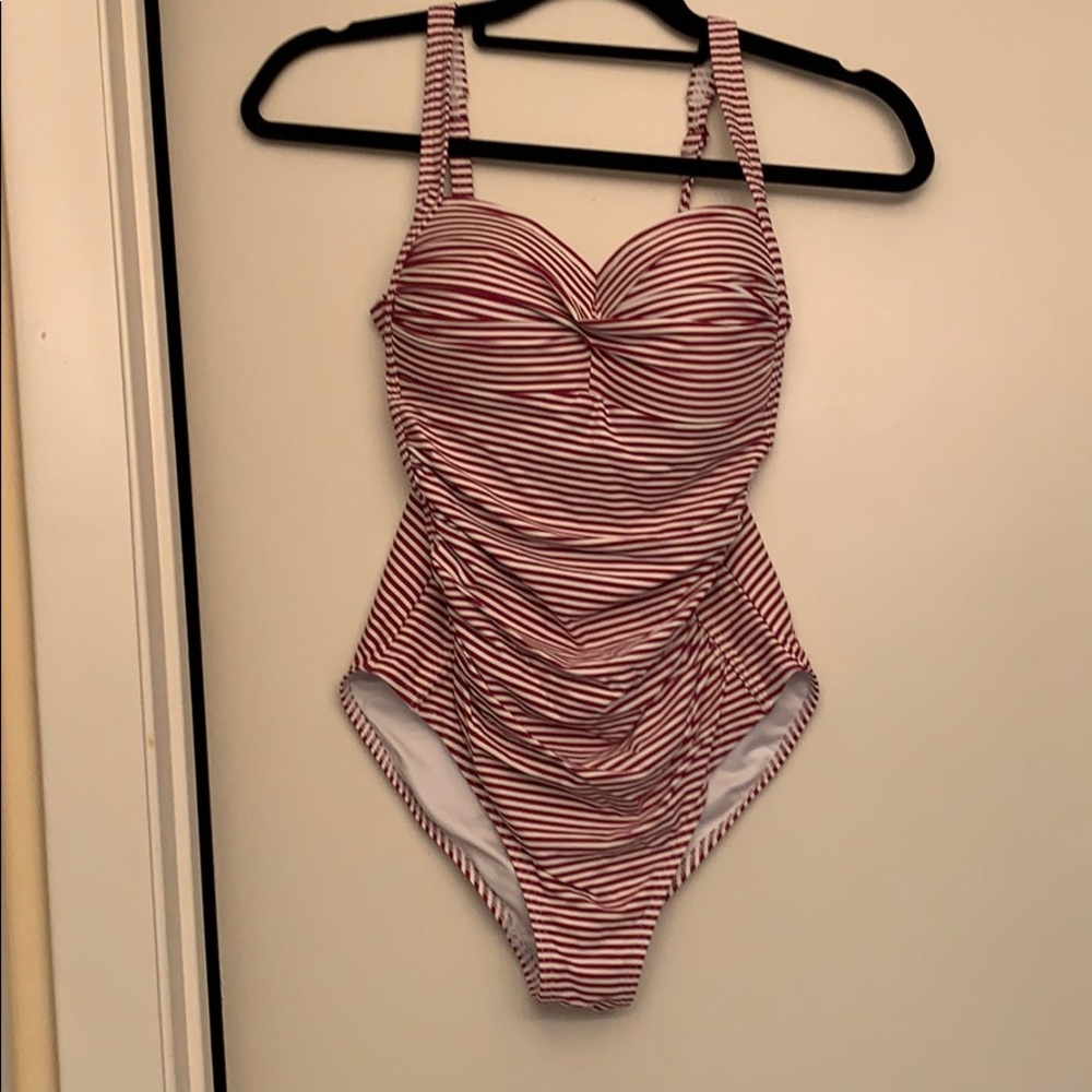 Bathing suit